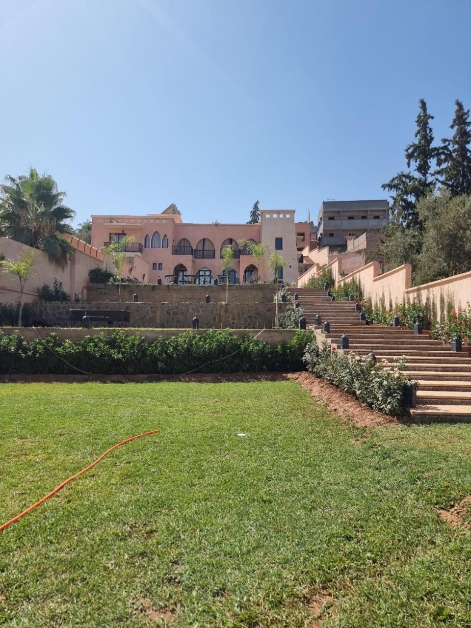Timeskrine Riad Timskrine מראה חיצוני תמונה